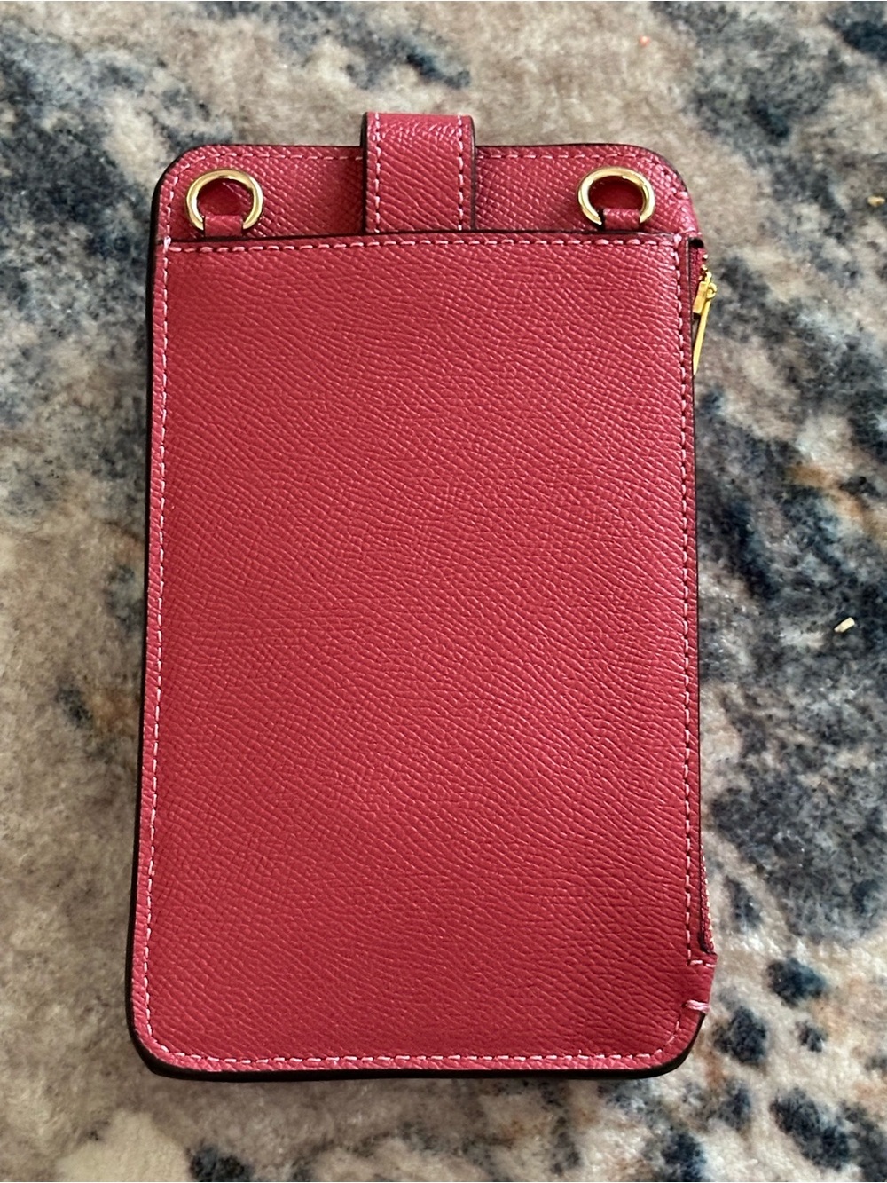 NWT Coach Phone Crossbody with Gold Hardware in Strawberry Haze - Picture 2 of 5